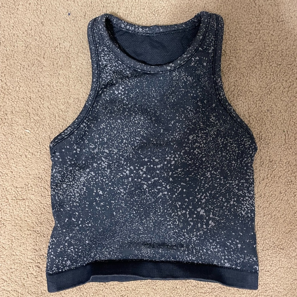 Lululemon, size 4, blue with light blue spots
